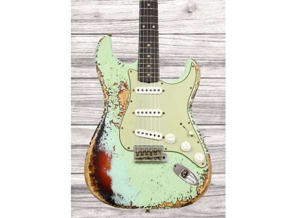 Fender Custom Shop 1961 Stratocaster Super Heavy Relic RW 3A Aged Surf Green 3-Color Sunburst Fender Custom Shop 1961 Stratocaster Super Heavy Relic RW 3A Aged Surf Green 3-Color Sunburst